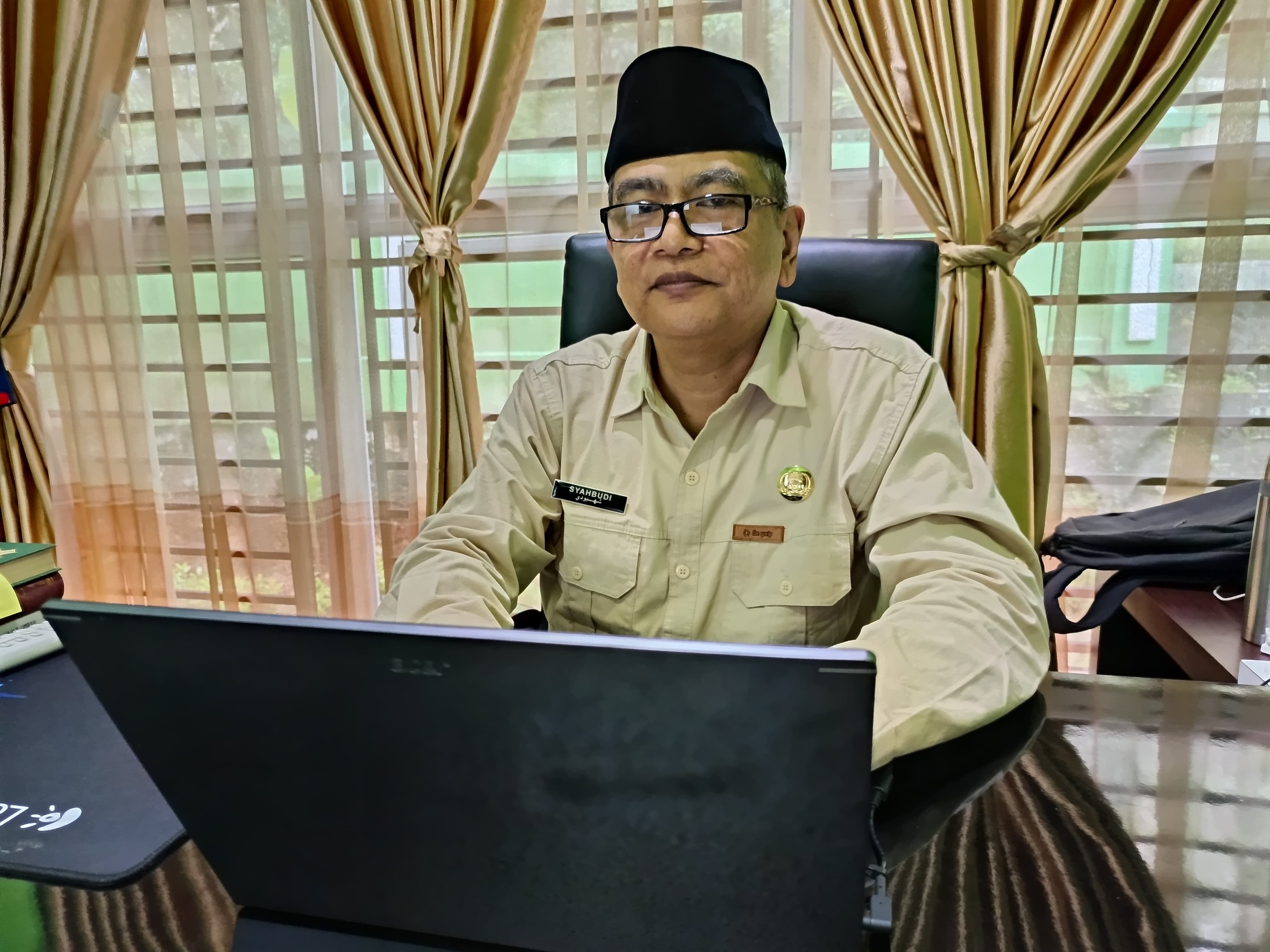 Kepala Kementerian Haji dan Umrah (Kemenhaj) Kota Batam, Syahbudi. F. Rengga Yuliandra/Batam Pos