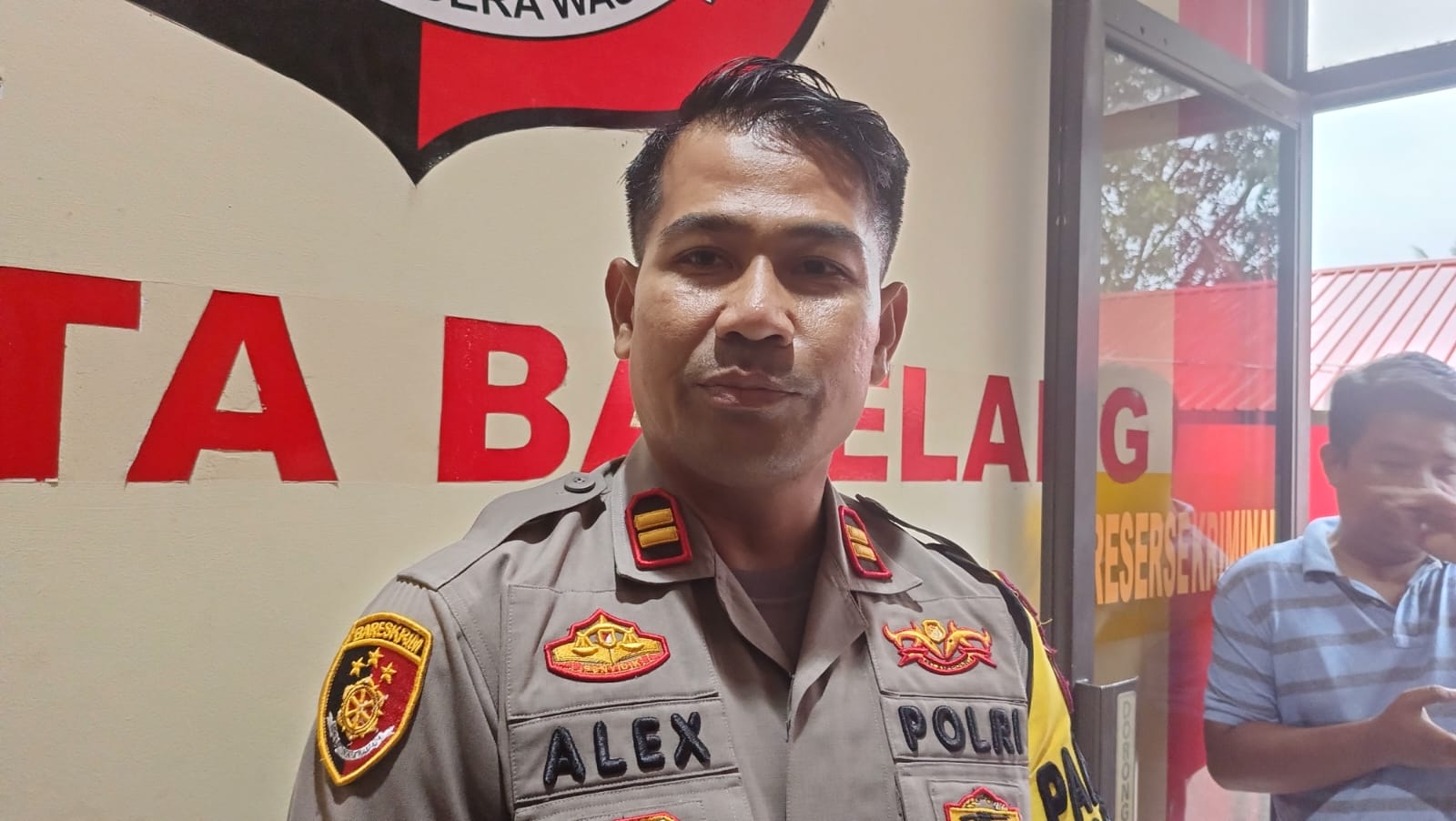 Kapolsek Seibeduk, Iptu Alex Yasral. (F.Radarsatu.com)