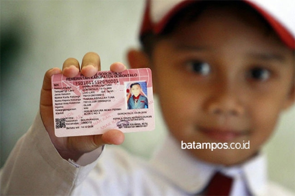 Kartu Identitas Anak (KIA). F. Dok. Batam Pos