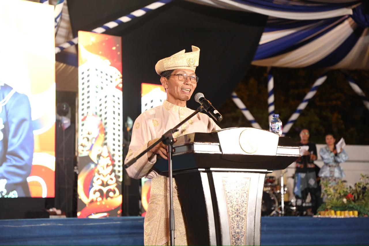 Wali Kota Batam dan juga Kepala BP Batam, Amsakar Achmad. F. Dok. Batam Pos