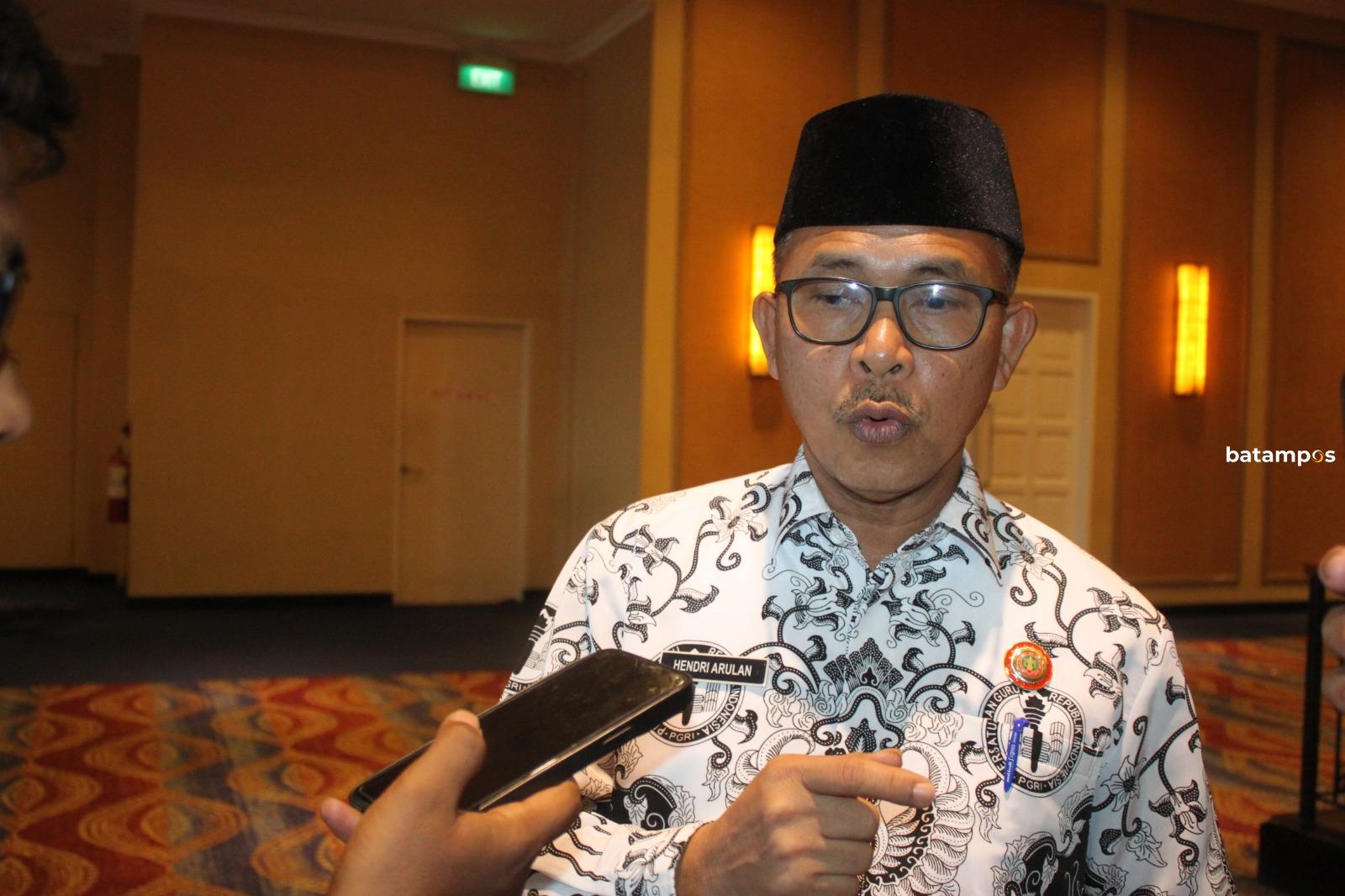 Kepala Dinas Pendidikan Kota Batam, Hendri Arulan.