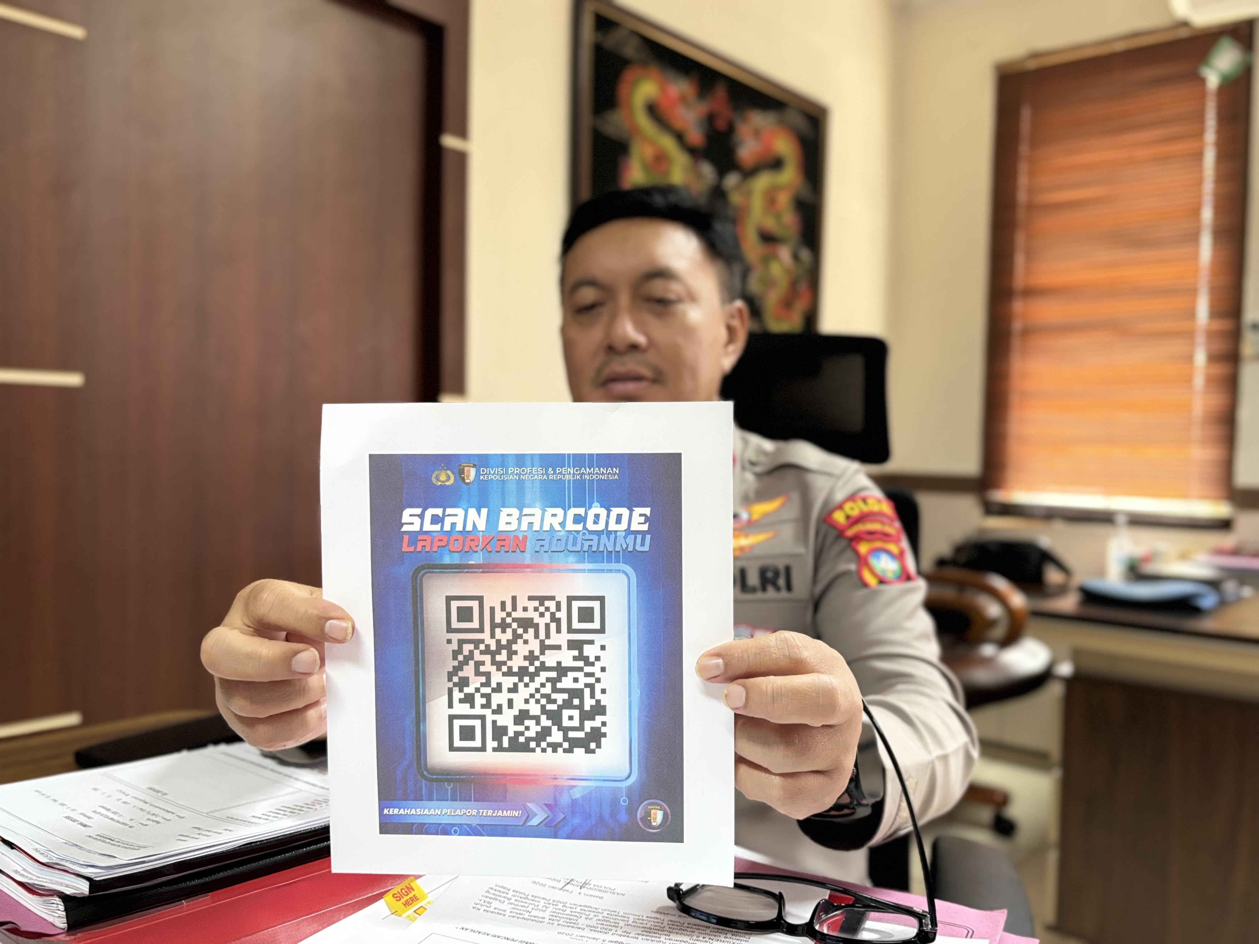 Propam Polda Kepulauan Riau mengoptimalkan layanan pengaduan berbasis QR code untuk memudahkan masyarakat melaporkan dugaan pelanggaran anggota Polri.