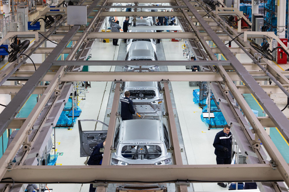 Konflik Iran Guncang Industri Otomotif Global.