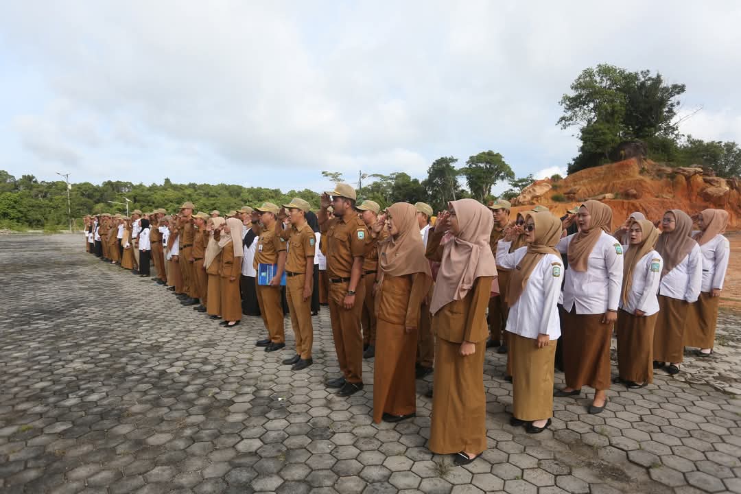 ILUSTRASI ASN Pemkab Anambas. Bupati Aneng melarang anggotanya meminta dan mengutip THR dari luar. F Ihsan Imaduddin/Batam Pos