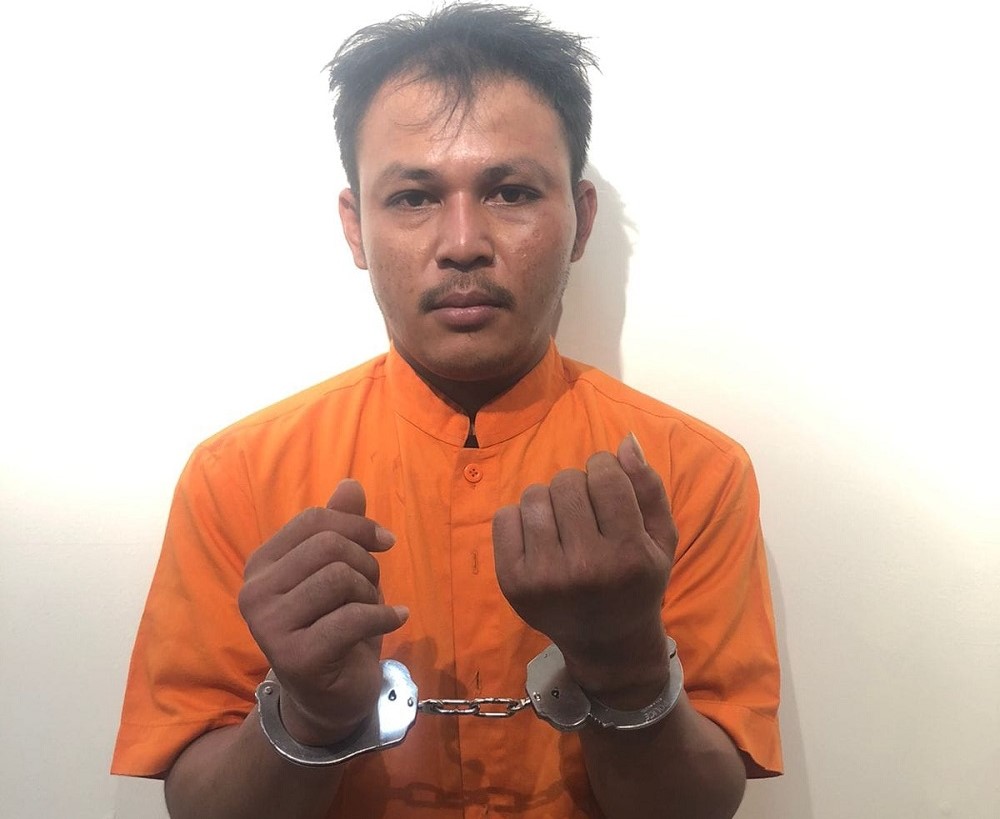Aditia, 27, pelaku penusukan berhasil ditangkap polisi setelah sempat melarikan diri usai kejadian. F. Eusebius Sara/Batam Pos