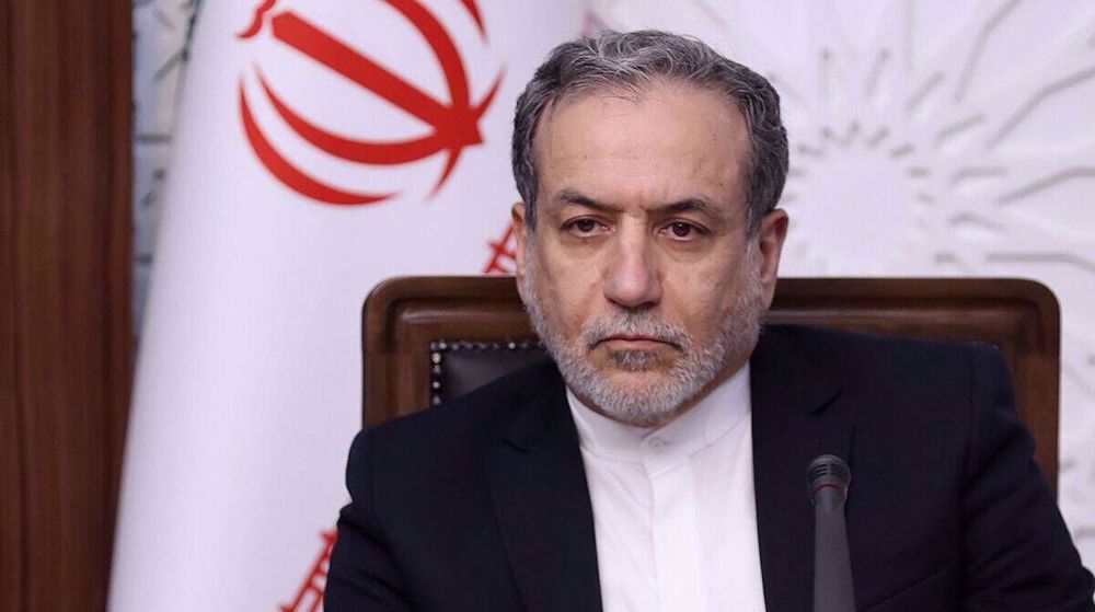 Menteri Luar Negeri Iran, Abbas Araghchi menegaskan Selat Hormuz terbuka bagi internasional, tetapi tidak untuk AS dan Israel.