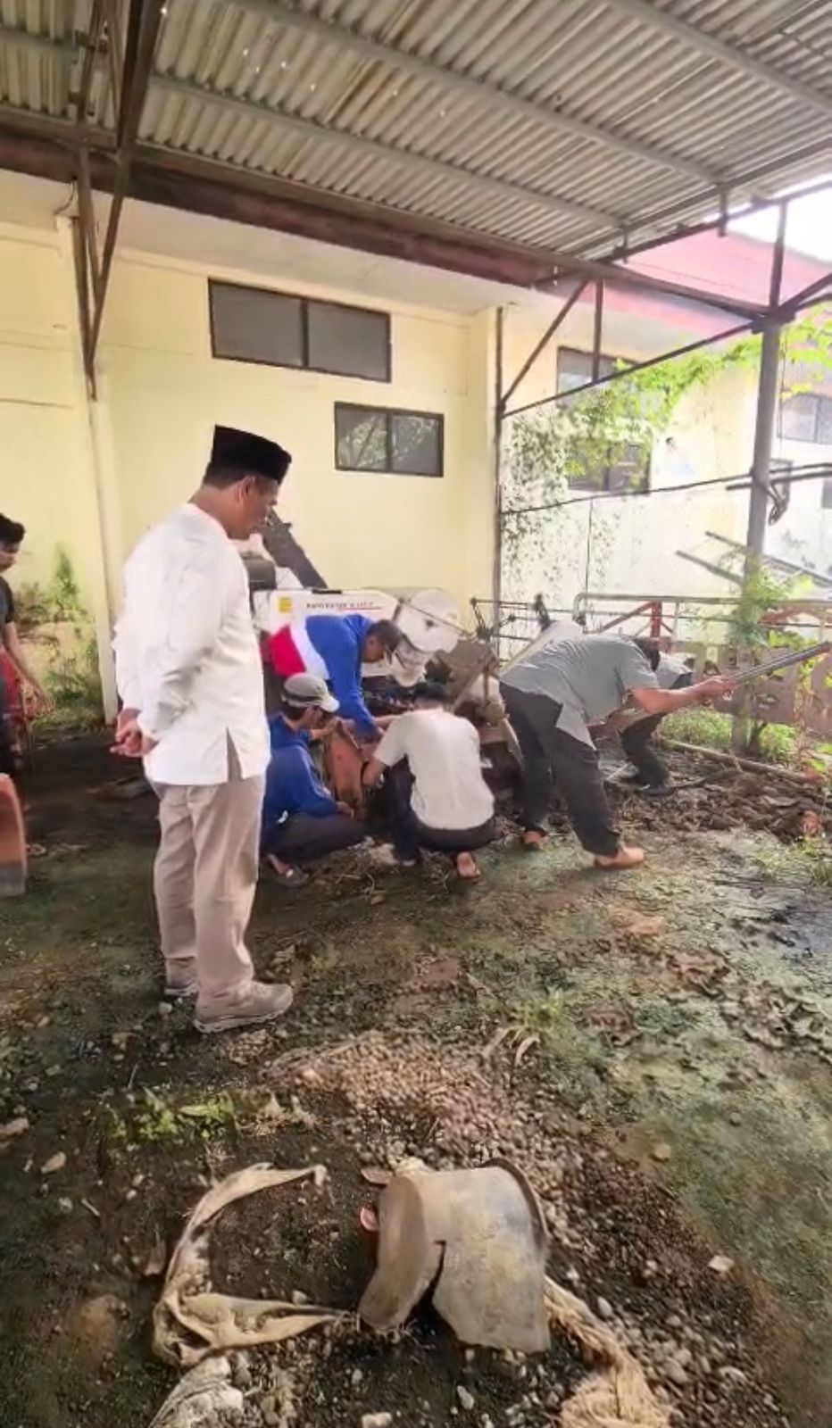 Mentan Andi Amran saat turun lapangan. 
