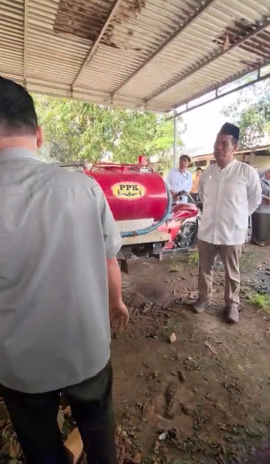Mentan Andi Amran saat turun lapangan.