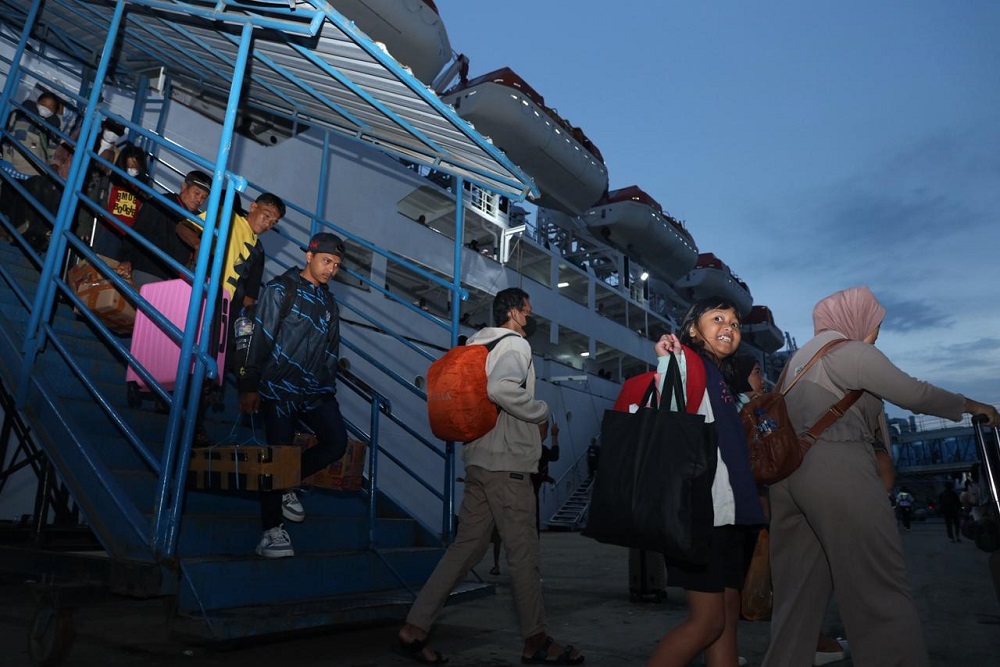Mudik menggunakan KM Pelni. F. Istimewa untuk Batam Pos 