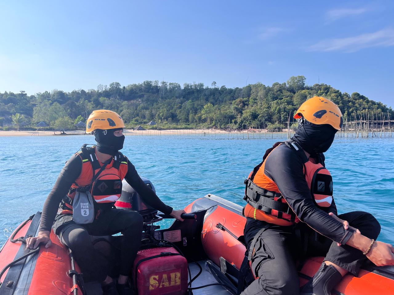 Tim SAR gabungan masih terus melakukan penyisiran di perairan sekitar Jembatan 5 Barelang.