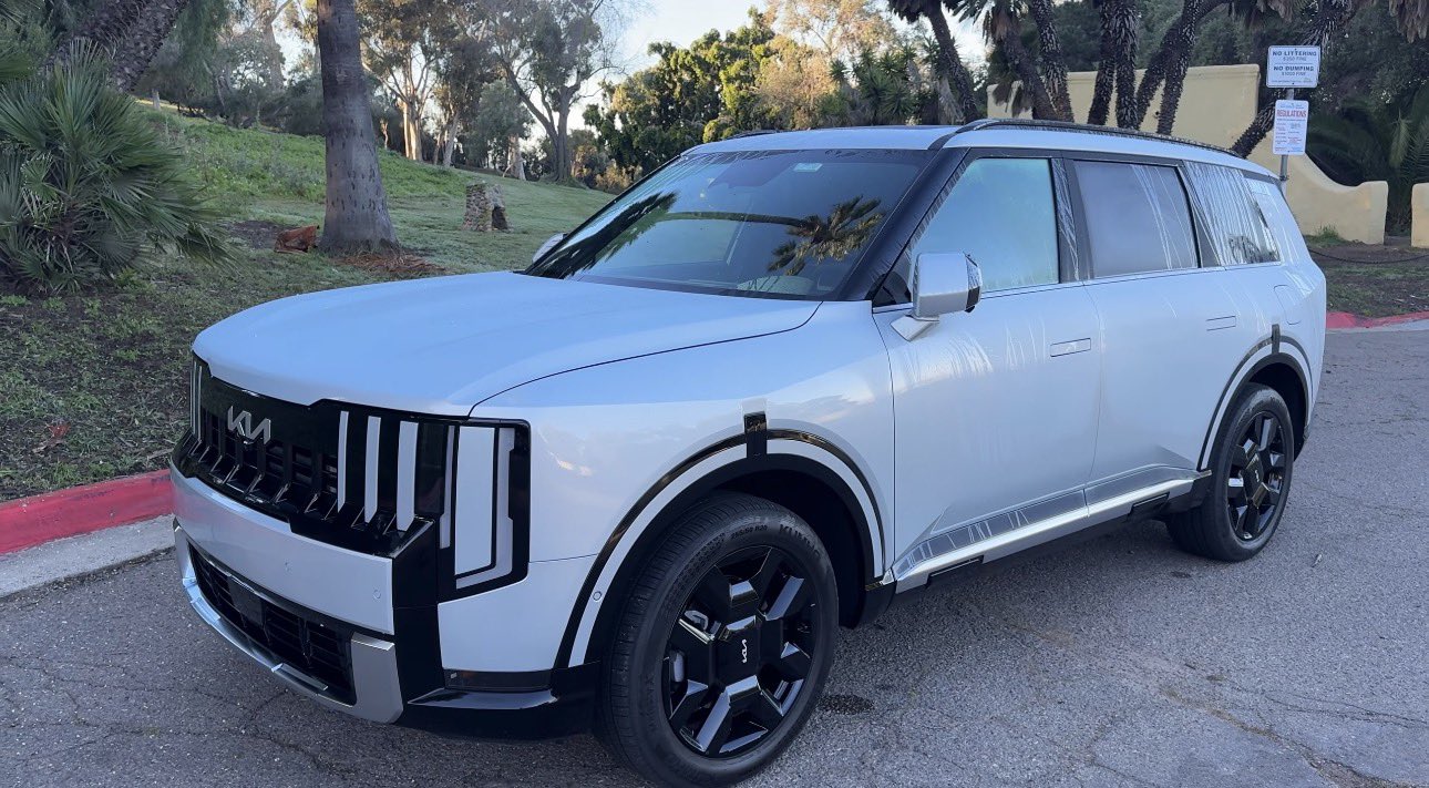 Kia Telluride 2027 dengan desain mewah.