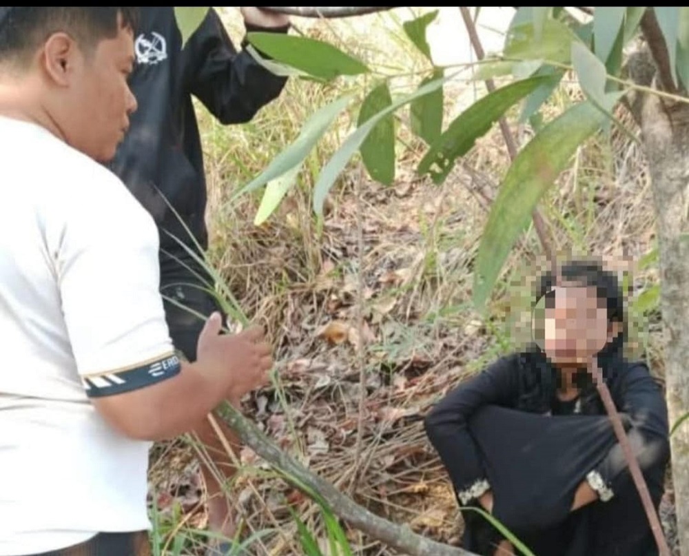 Bocah perempuan 12 tahun diamankan usai mencuri sepeda motor di parkiran. F. Istimewa