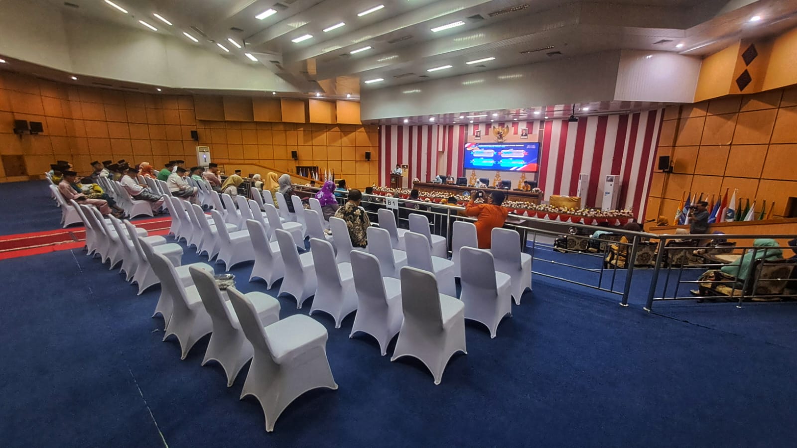Rapat&nbsp;paripurna mengenai penyampaian laporan keterangan pertanggungjawaban kepala daerah tahun anggaran 2025, di kantor&nbsp;DPRD Bintan diwarnai kursi kosong alias sepi, Kamis (26/3/2026). F.Slamet N/BP