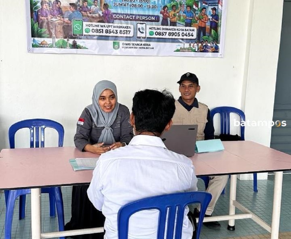 Posko pengaduan THR di kawasan industri Batamindo, Mukakuning. F. Dok. Batam Pos