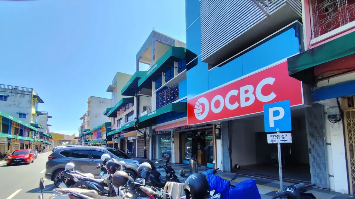 BANK OCBC cabang Tanjungpinang yang terletak di Jalan Merdeka. F. Mohamad Ismail/Batam Pos