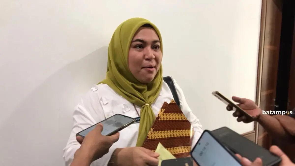 Kepala Disdukcapil Batam, Sri Miranthy Adhisty. Foto. M. Sya’ban/Batam Pos