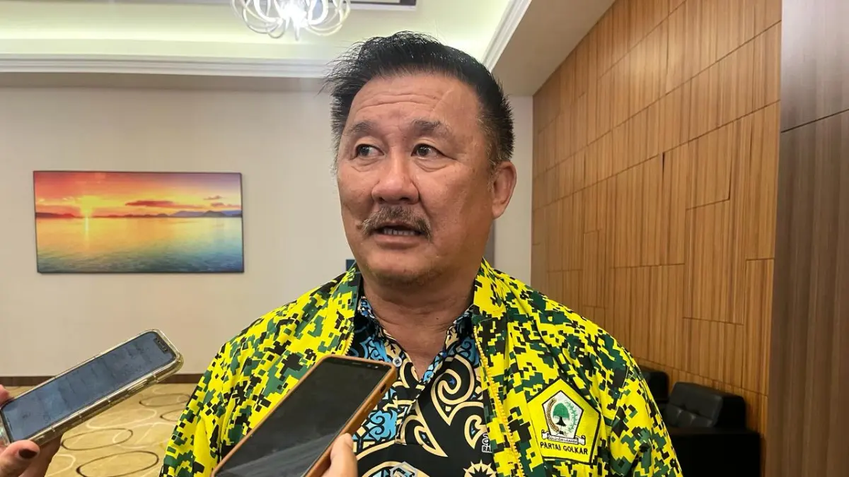 Ketua Pansus RTRW yang diganti, Asmin Patros. F. Batam Pos