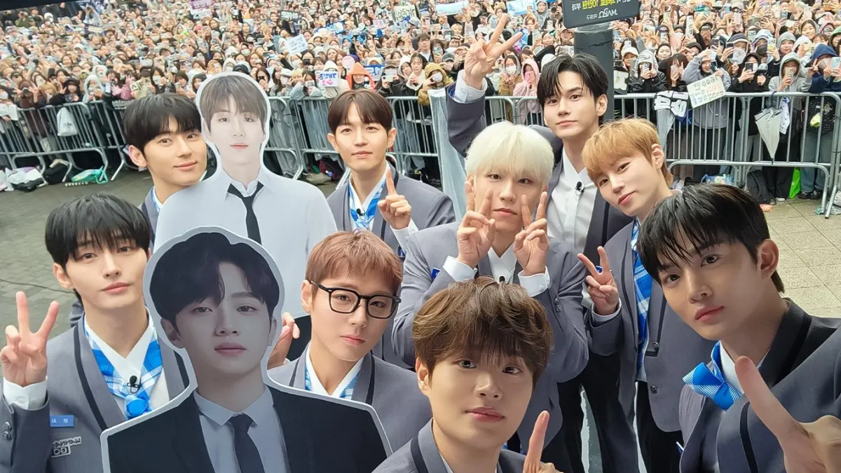 Wanna One reuni dalam proyek reality show. (x.com/mnetplus_og)
