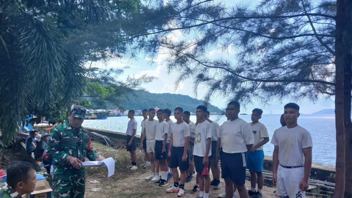 Sejumlah pelajar di Anambas mengikuti seleksi Paskibraka, Kamis, (9/4/2026). Dua terbaik bakal dikirim ke Provinsi Kepri. F Ihsan Imaduddin/Batam Pos