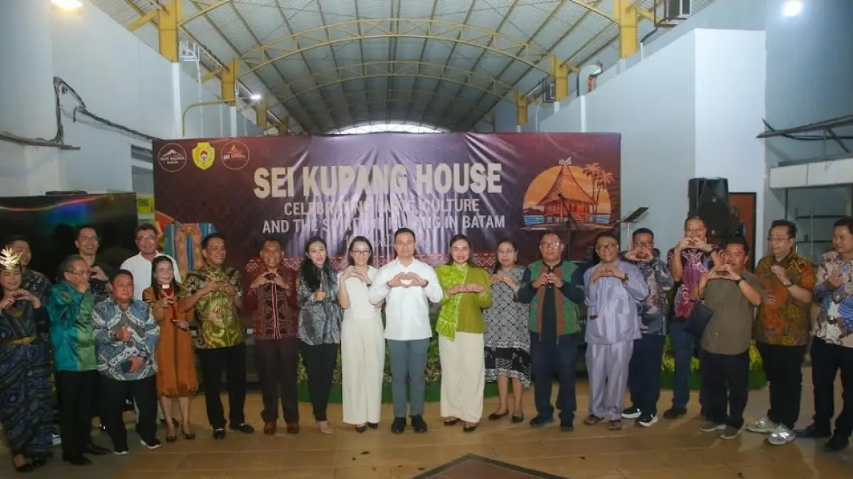 Pemerintah Kota Kupang menempuh strategi berbeda dalam menembus pasar global dengan menghadirkan pengalaman langsung melalui peluncuran Sei Kupang House di Batam. F Ist untuk Batam Pos
