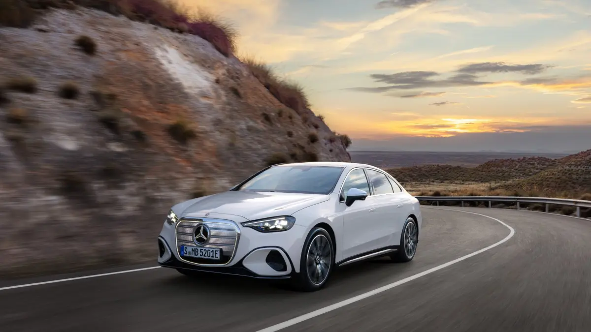 Mercedes-Benz C-Class EV. (x.com/Kulturlesite_)