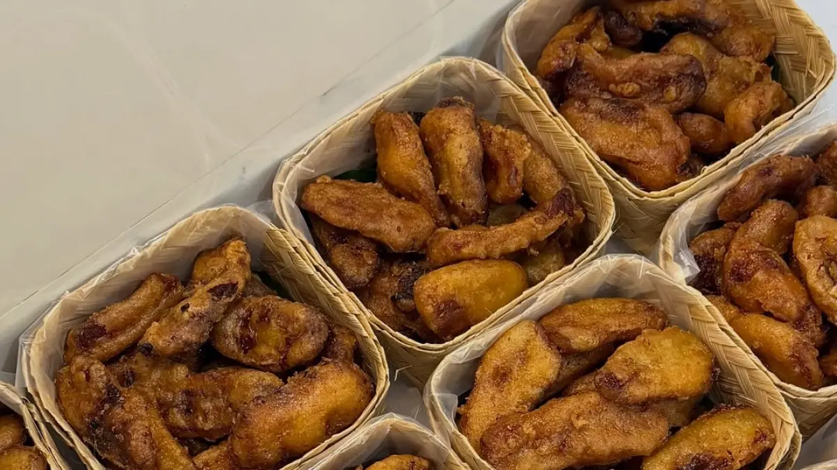 Pisang goreng di Kota Batam. (instagram.com/bakoelboenda.id/)