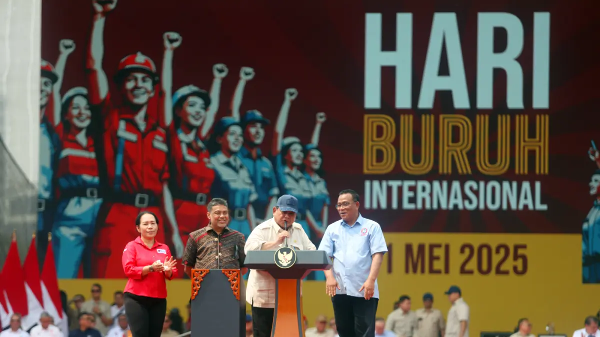 Pidato Presiden Prabowo Subianto pada peringatan Hari Buruh Internasional atau May Day di Lapangan Monas, Jakarta, Kamis (1/5/2025). (Dery Ridwansah/ JawaPos.com)
