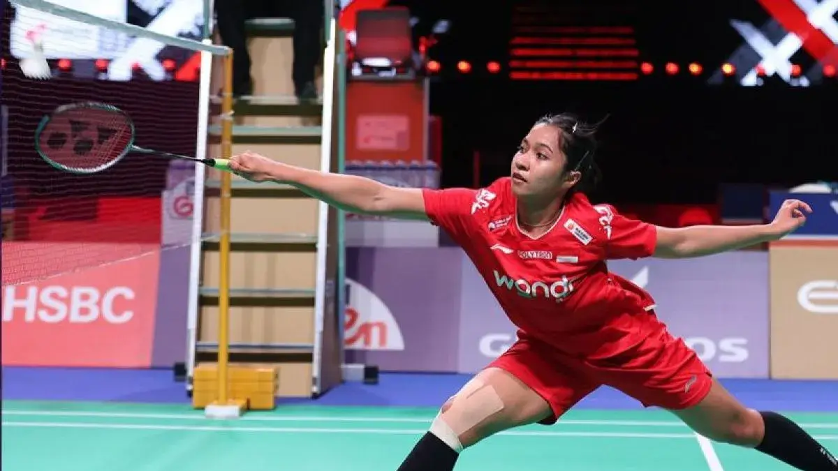 Ester Nurumi Tri Wardoyo memastikan tim putri Indonesia keluar sebagai pemuncak klasemen Grup C Piala Uber 2026 setelah menundukkan Huang Yu Hsun pada partai penentuan melawan Taiwan di Forum Horsens, Denmark, Selasa (28/4/2026). ANTARA/HO-X/@INABadminton/pri.
