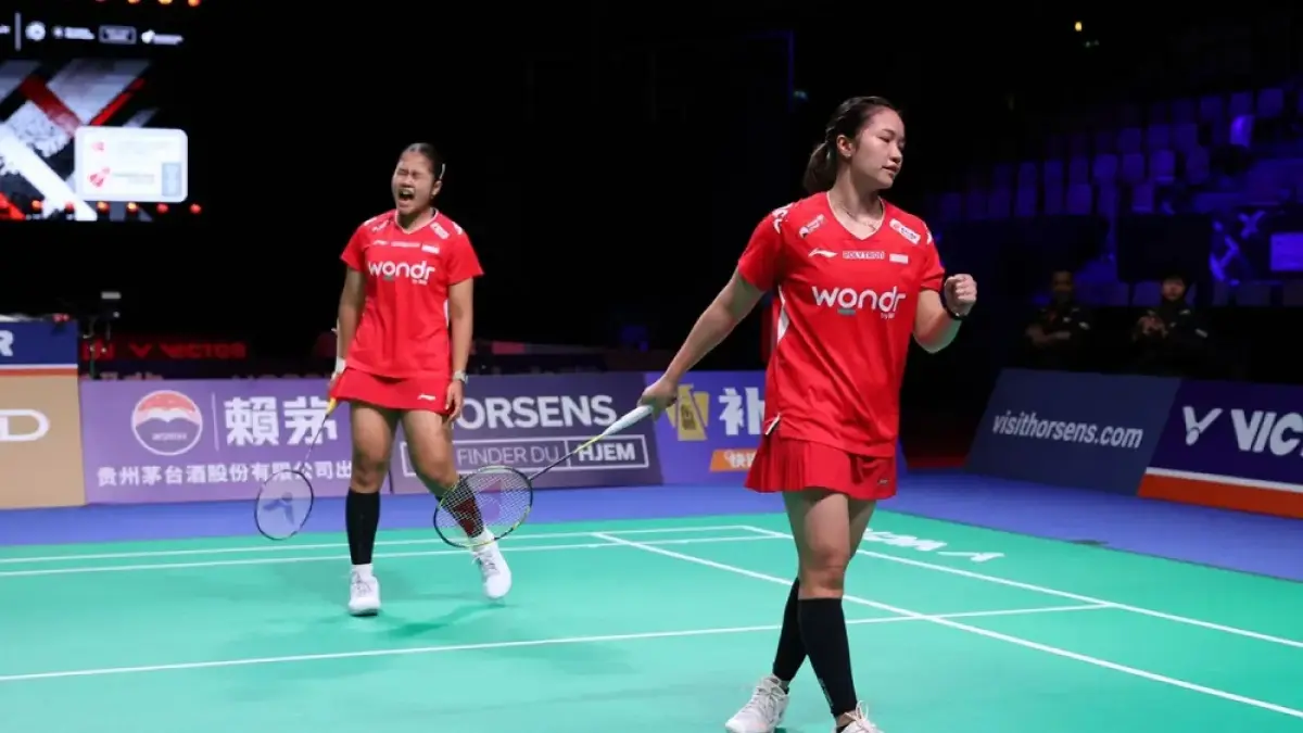 Ganda putri Indonesia, Rachel Allessya Rose/Febi Setianingrum, menelan kekalahan dari pasangan Korea Selatan. F. JawaPos.com