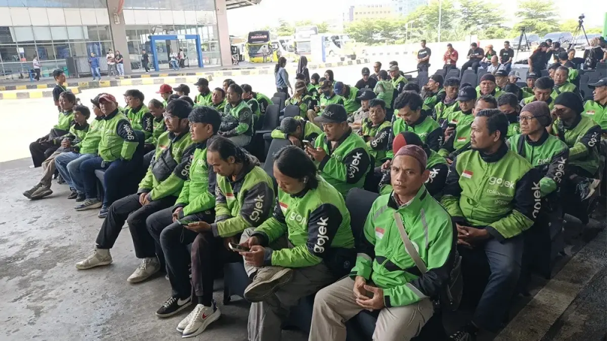 Pengemudi ojek online (ojol). F. Dimas Choirul/Jawapos.com