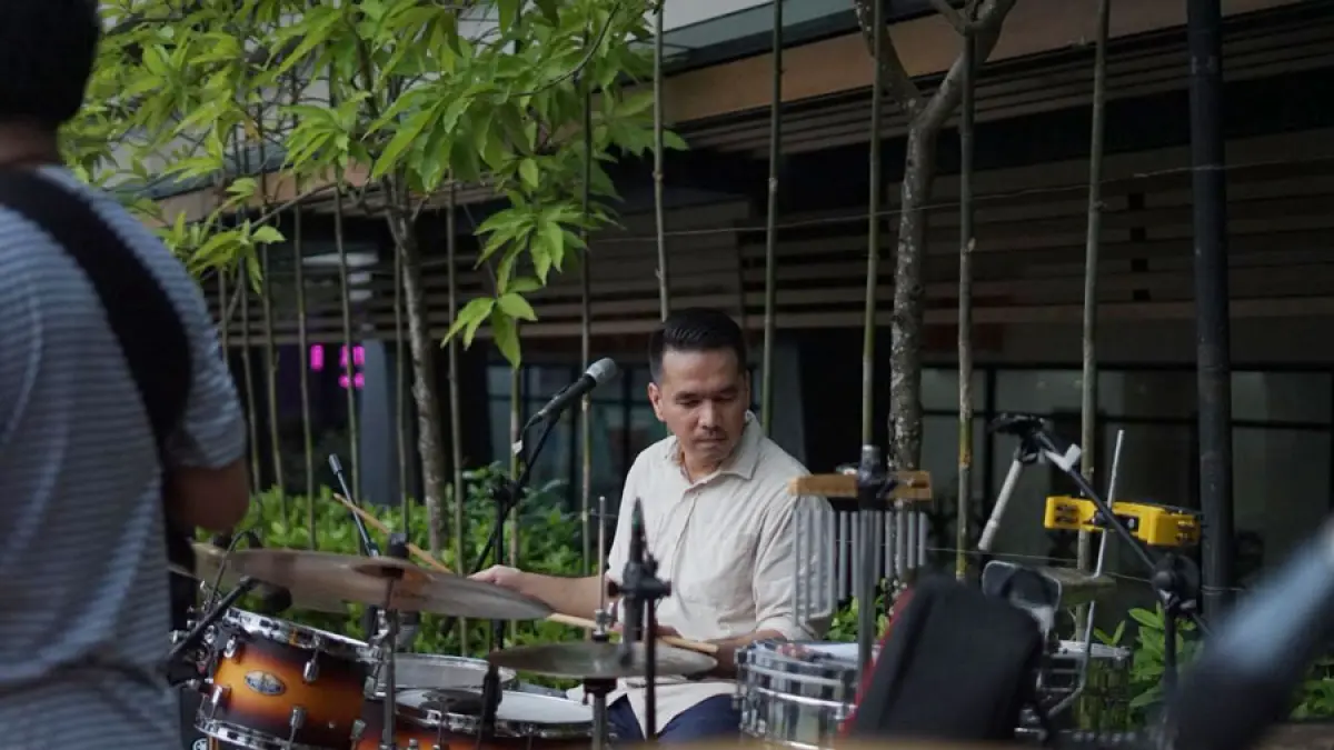 Luke Jozsua, rising star jazz drummer asal Batam   |   istimewa