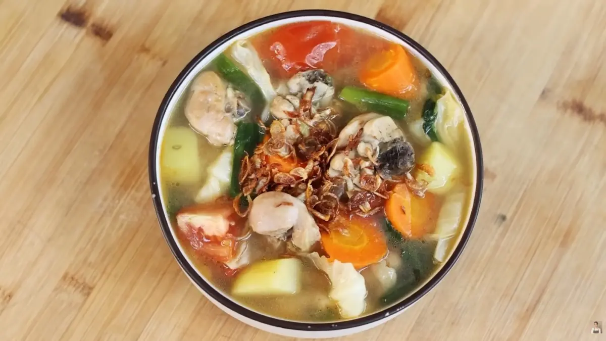Sup ayam. (Tangkapan layar youtube.com/@devinahermawan)