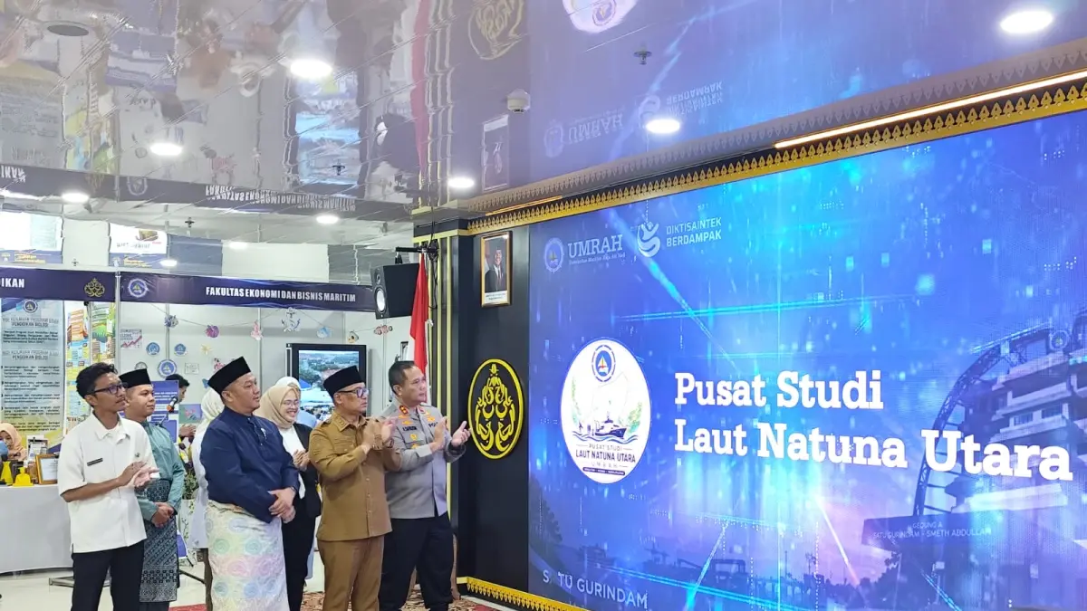 UMRAH bersama Polda Kepri melaunching pusat studi dan MITC di Tanjungpinang, Senin (4/5). F. Mohamad Ismail/Batam Pos