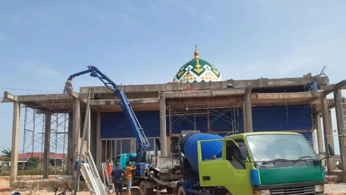 Ilustrasi pembangunan Masjid Mambaul Hikmah. F.Yashinta/Batam Pos
