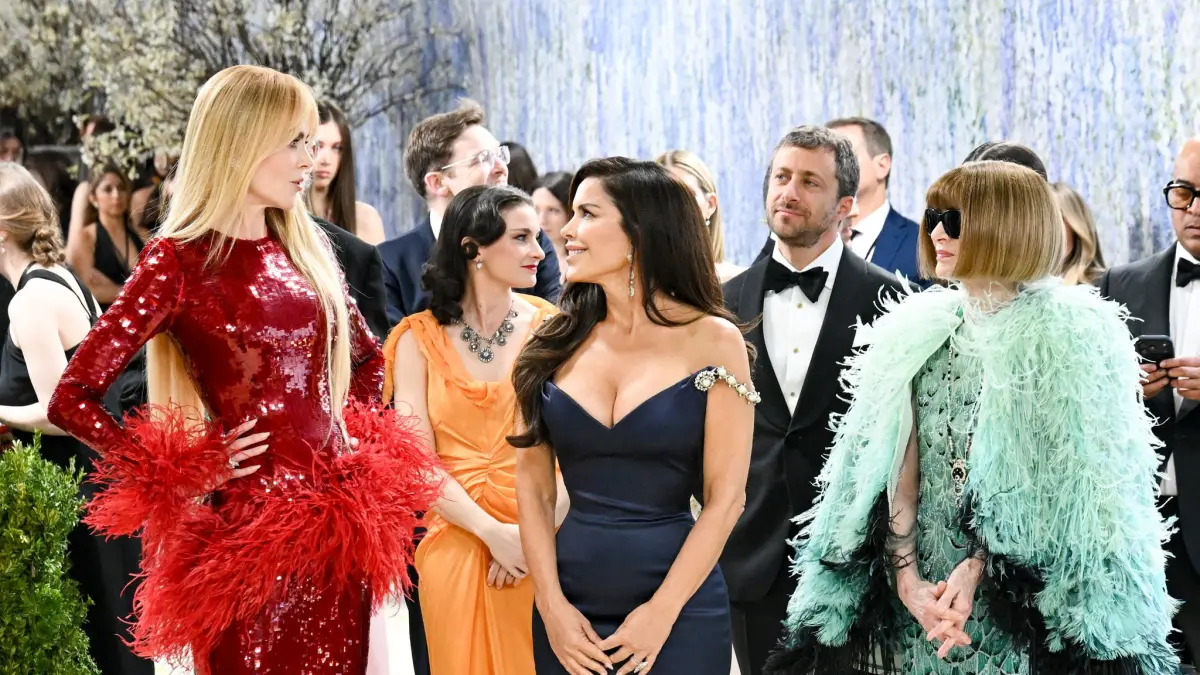 Para selebritas di Met Gala 2026. (x.com/maxi_defi_)