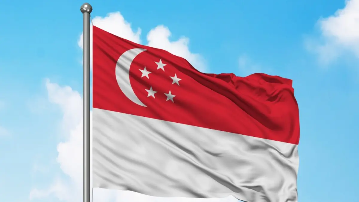 Dua warga Singapura diisolasi setelah berada di kapal pesiar MV Hondius. (x.com/insidefolkative)