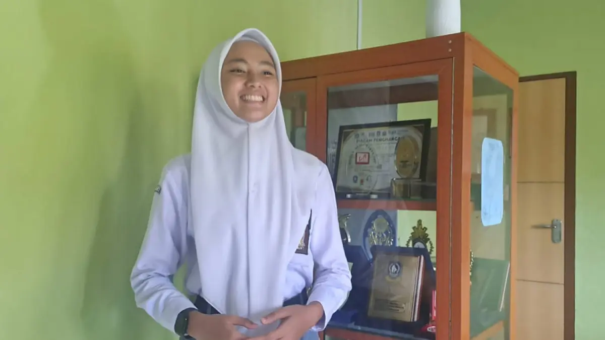 Raudah Mabrura, siswa SMA Negeri 1 Bintan Utara. F.Slamet Nofasusanto/Batam Pos.