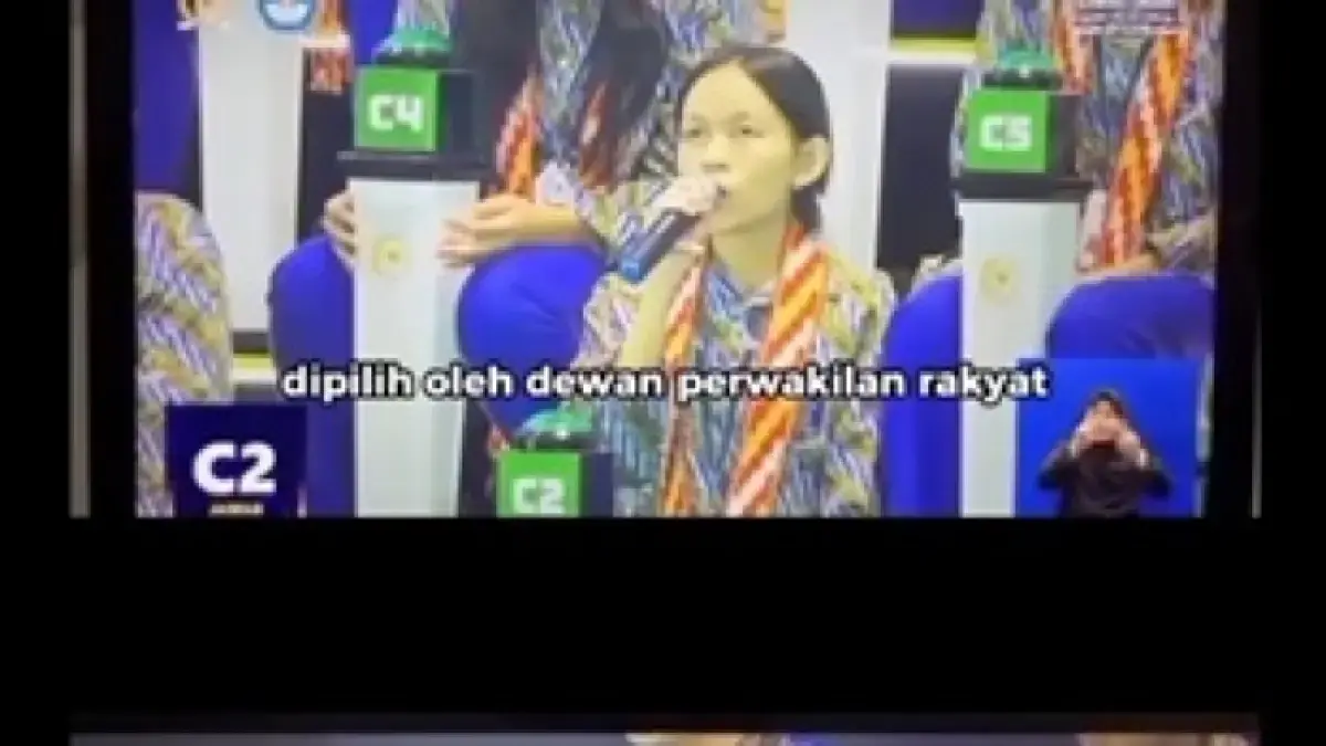 Josepha, siswi SMA 1 Pontianak, ditawari beasiswa kuliah gratis ke Tiongkok setelah viral memprotes penjurian LCC MPR. (Instagram)