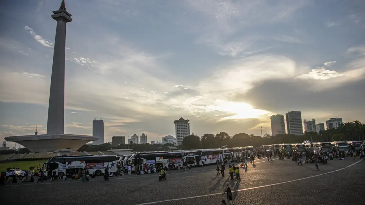 MK Tegaskan Ibu Kota Tetap DKI Jakarta sampai Ada Keppres Pemindahan ke IKN MK memastikan ibu kota RI tetap di DKI Jakarta sampai Keppres pemindahan ke IKN diterbitkan. (Hanung Hambara/Jawa Pos)