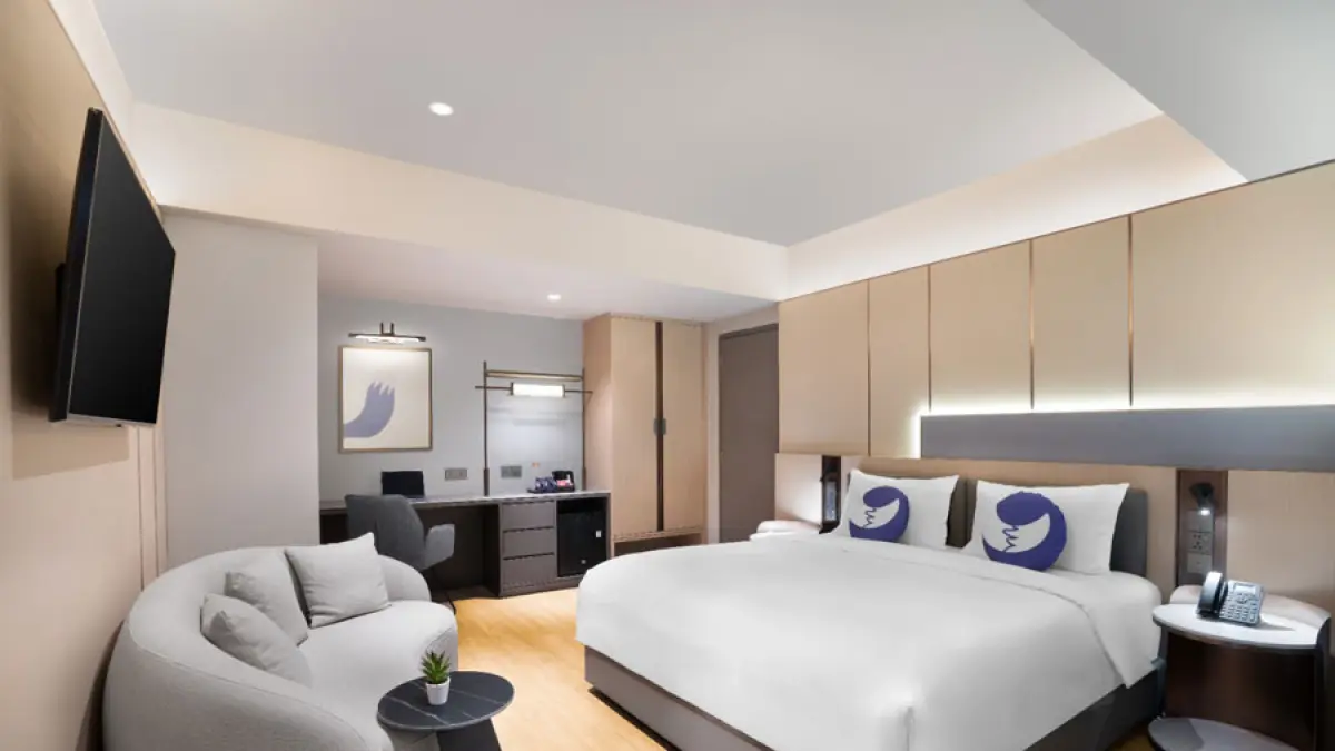  Fox Hotel Nagoya Batam yang resmi melakukan soft opening di kawasan Nagoya, Batam, Rabu (14/5).  F. istimewa