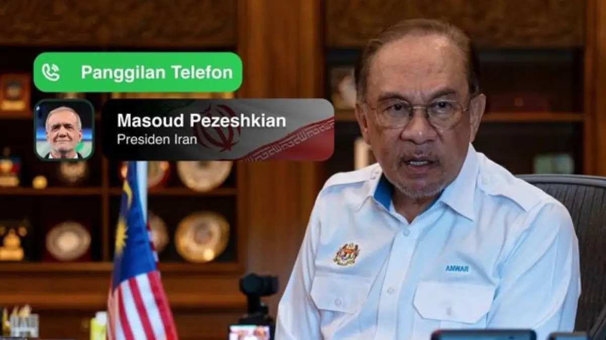 Perdana Menteri Malaysia Anwar Ibrahim saat menelepon Presiden Iran Masoud Pezeshkian beberapa waktu lalu. (ANTARA/HO-Telegram Anwar Ibrahim) 