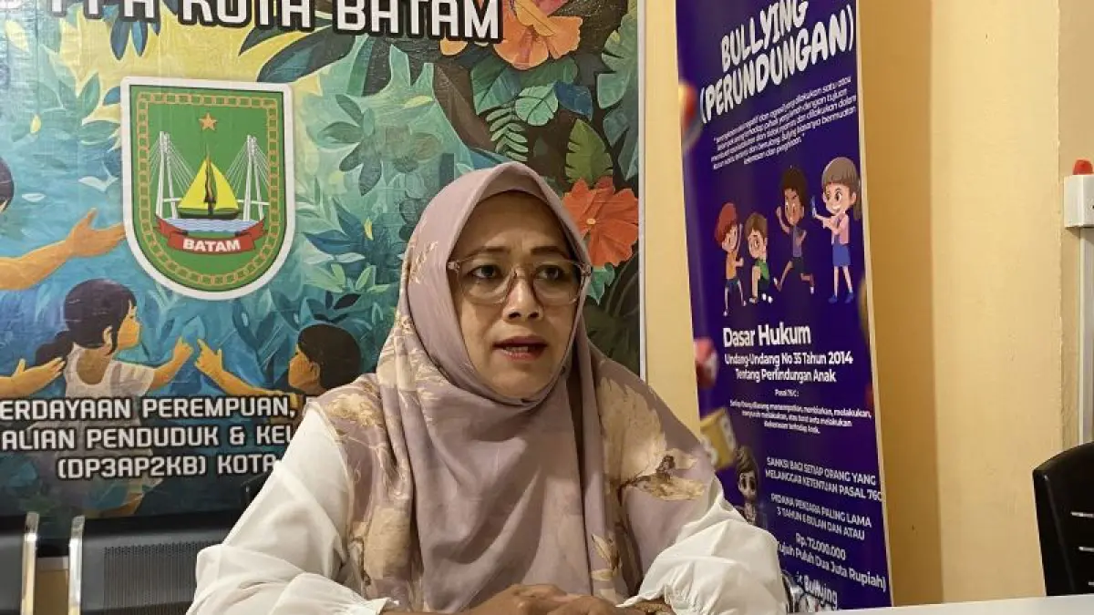 Plt Kepala UPTD PPA Batam Suratin. ANTARA/Amandine Nadja 
