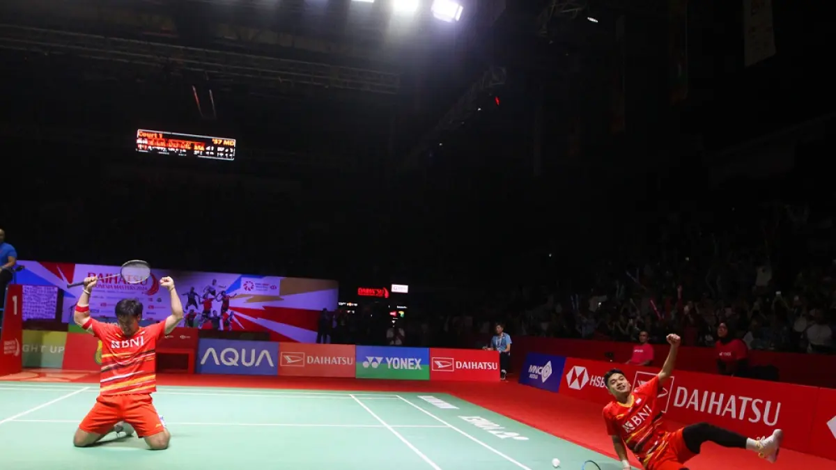 Selebrasi Ganda putra Indonesia, Leo Rolly Carnando/Daniel Marthin. (Dery Ridwansah/JawaPos.com)