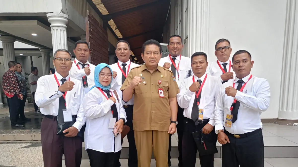 BUPATI Kepulauan Anambas, Aneng bersama Camat yang mengikuti Pendidikan dan Pelatihan (Diklat) Kepamongprajaan di Kementrian Dalam Negeri (Kemendagri). F Wira untuk Batam Pos
