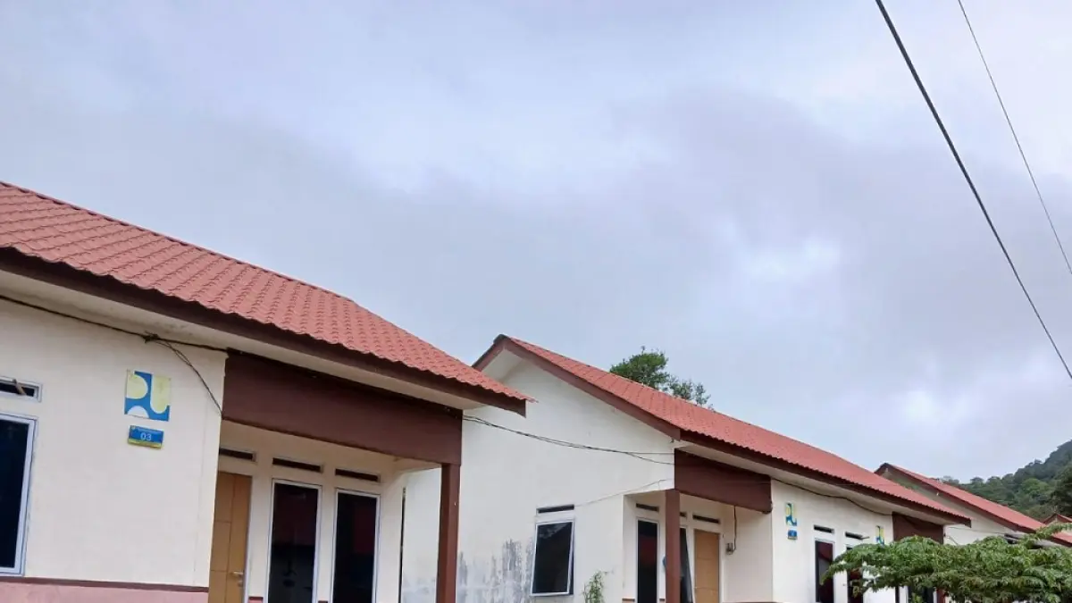 Rumah bantuan MBR di Tarempa Selatan Anambas yang dievaluasi PUPR. Foto: Ihsan Imaduddin/Batam Pos