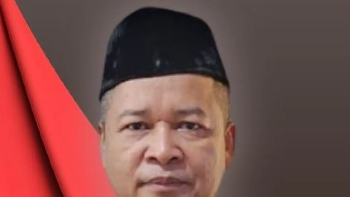 Kepala SMA Negeri 5 Batam, Jamal Dinata. Foto: Istimewa
