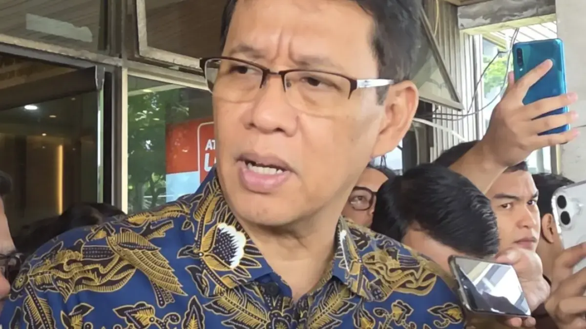 Menteri Keuangan Purbaya Yudhi Sadewa menegaskan, bakal mencopot jabatan Djaka Budhi Utama sebagai Direktur Jenderal Bea dan Cukai jika terbukti terima suap. (Nurul Fitriana/JawaPos.com)