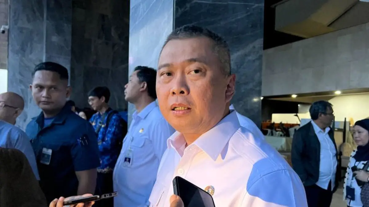 Menteri Perhubungan (Menhub) Dudy Purwagandhi memberikan keterangan kepada awak media usai mengikuti rapat kerja dengan Komisi V DPR RI di Jakarta, Kamis (21/5/2026). ANTARA/Harianto