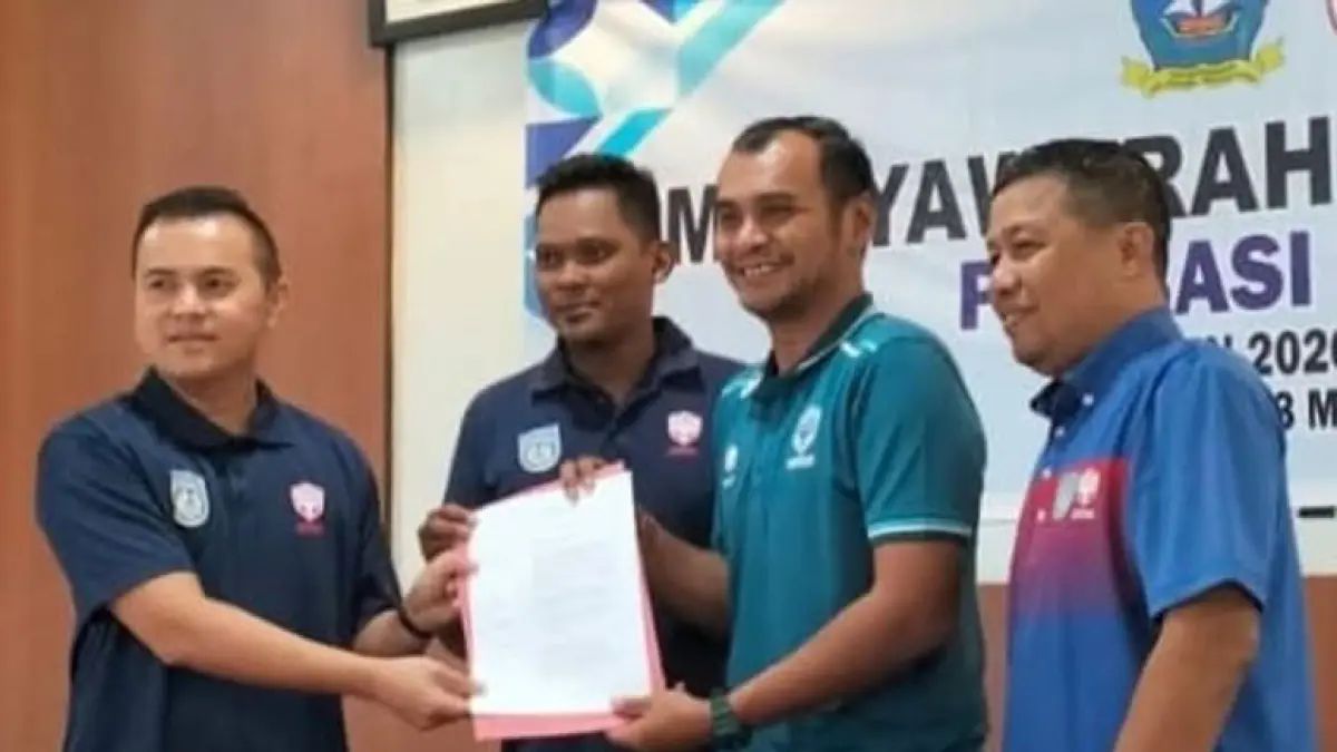 Didik Apriyanto setelah terpilih sebagai Ketua Perbasi Bintan dalam Muskab yang digelar di Balai Desa Teluk Sasah, Kecamatan Seri Kuala Lobam, Sabtu (23/5/2026). F.Slamet Nofasusanto/Batam Pos.