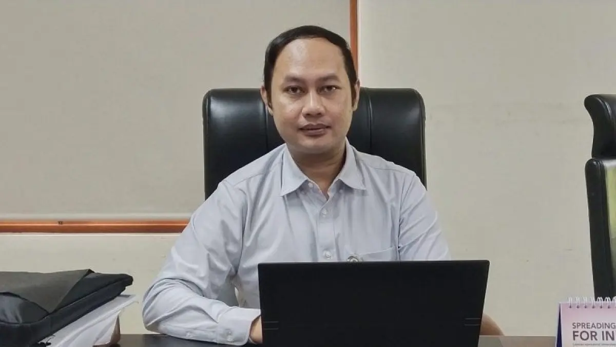 Direktur UT Batam Angga Sucitra Hendrayana.